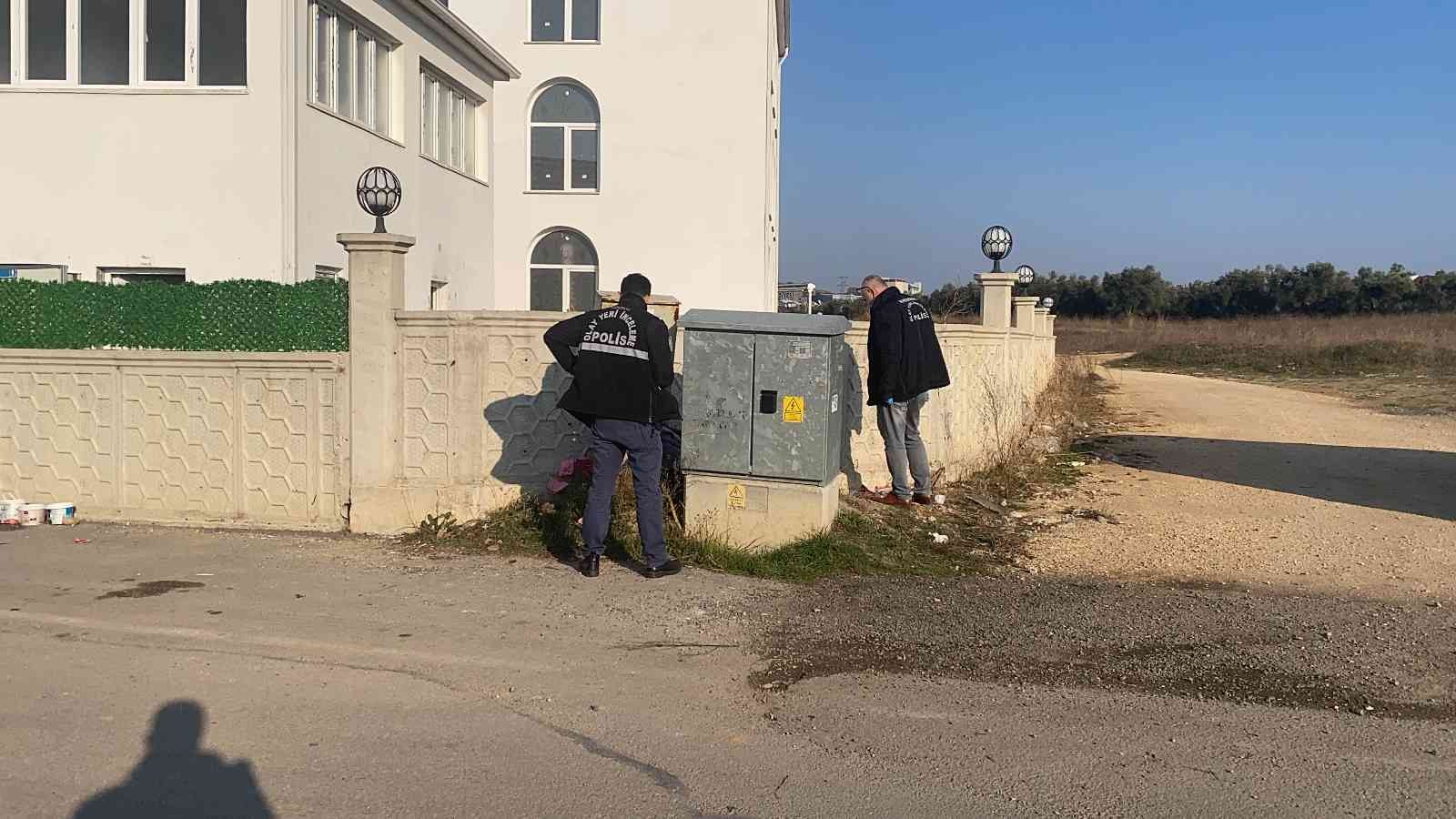 Maaşını alamadığı için cami çıkışında öldürmüş