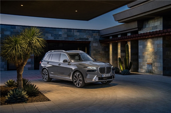 BMW X7 için ön siparişler açıldı