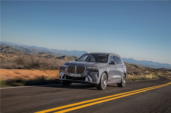 BMW X7 için ön siparişler açıldı