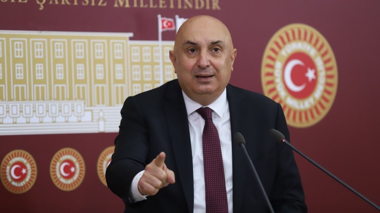 CHP'li Engin Özkoç'tan Bakan Nebati'ye: EYT'liler de size 'Ne o, Nebati kim' diyecekler