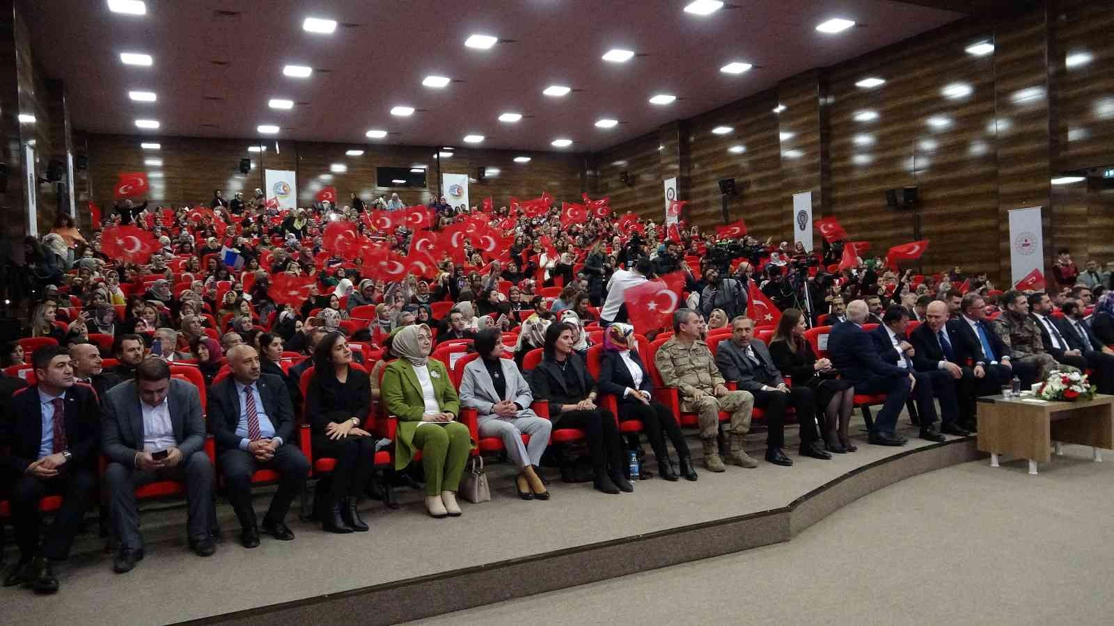 Bakan Soylu: “Eroinin rotası artık Akdeniz’e indi”