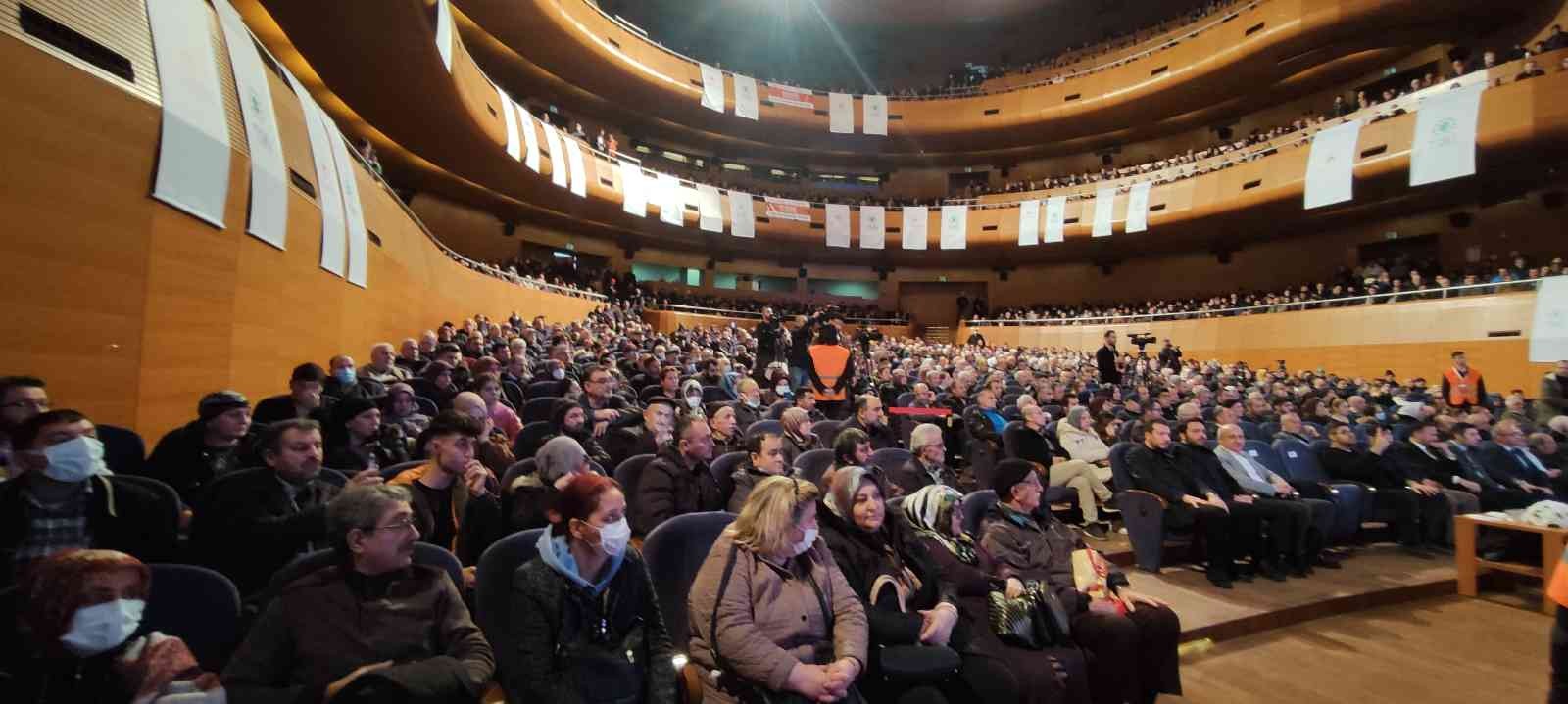 Bursa’da TOKİ kura heyecanı...Salon doldu taştı