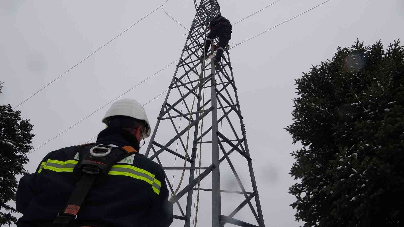 Enerjinin kahramanları Uludağ’da kar mesaisinde