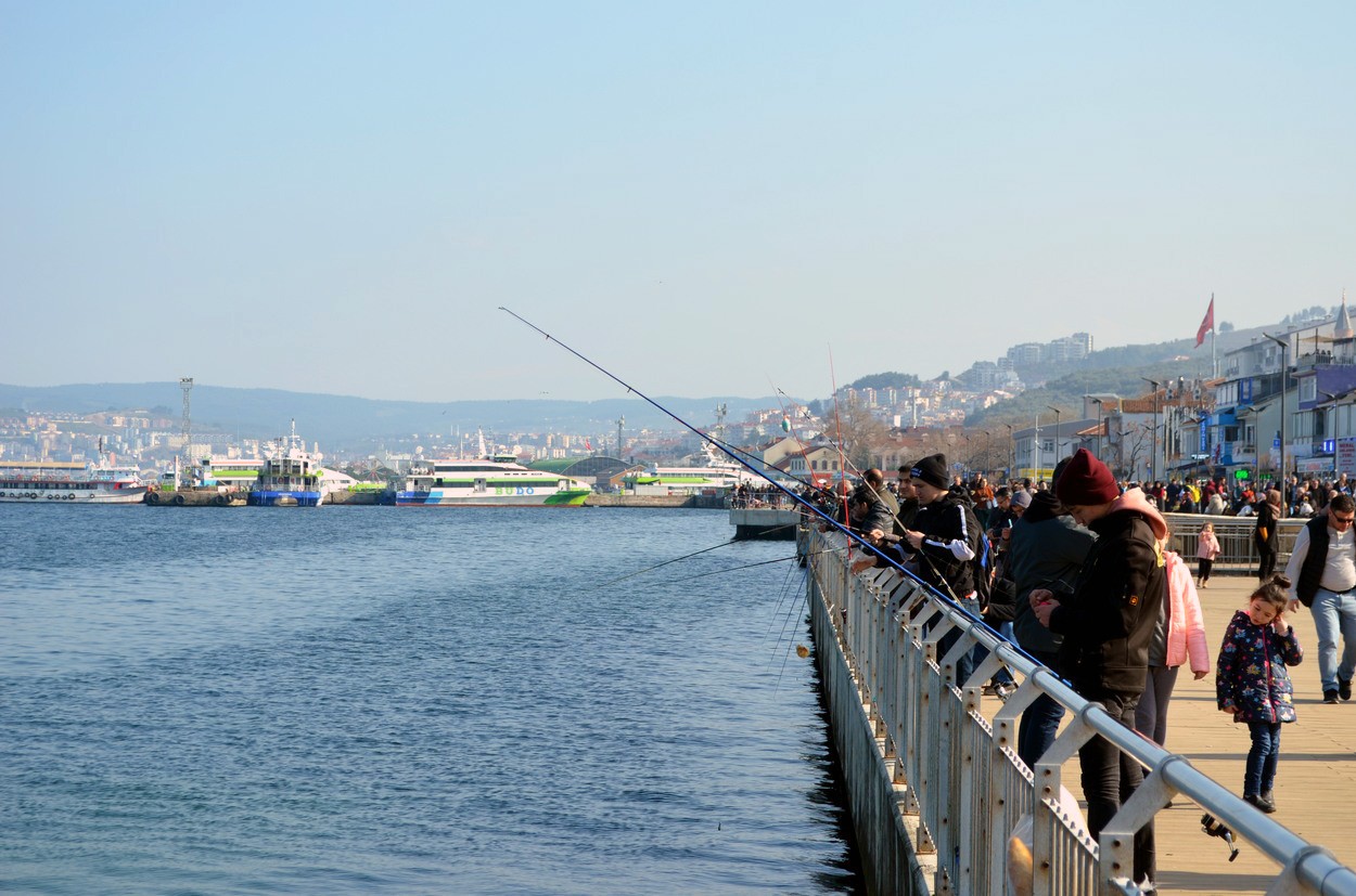 Mudanya sahil doldu taştı