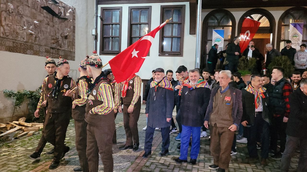 Köylüler büyükşehirde yüzlerce yıllık geleneklerini yaşatıyor