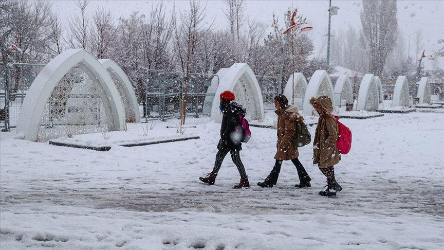 Son dakika haberi: Meteoroloji'den çok sayıda ile uyarı! Bir ilimizde eğitime kar engeli..