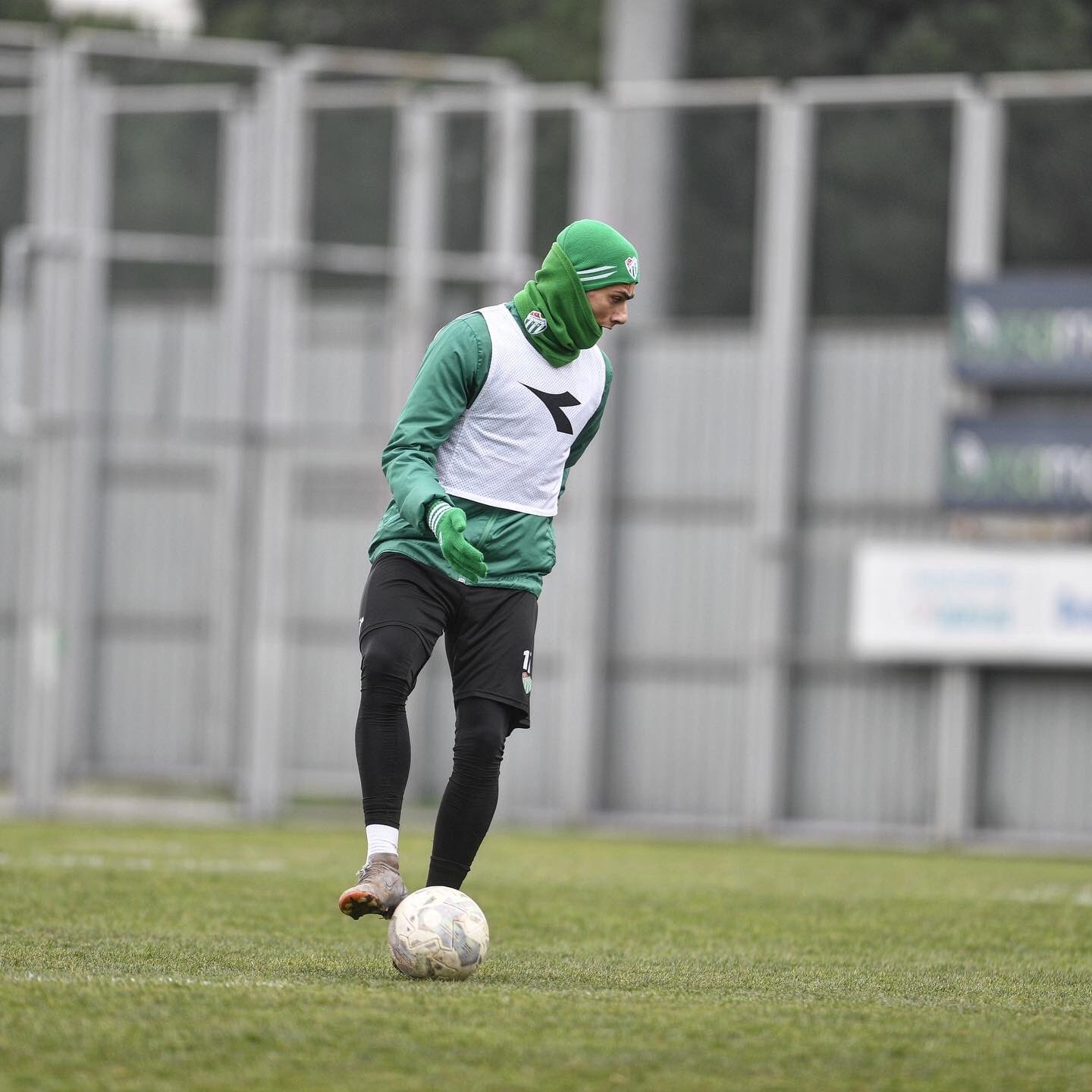 Bursaspor topa sahip olma çalışması yaptı