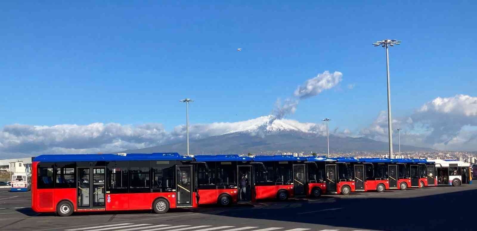 Bursa’dan İtalya’ya ilk elektrikli otobüs teslimatı