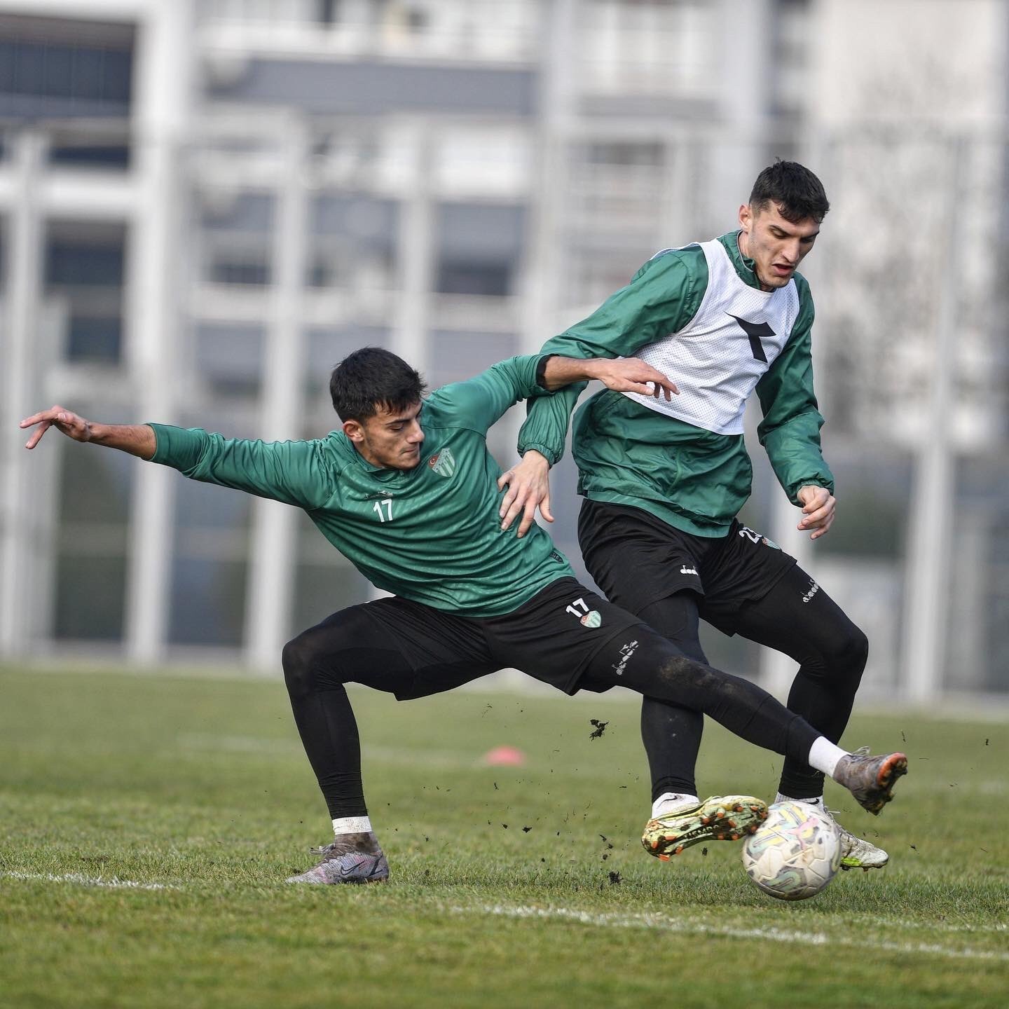 Bursaspor yarı sahada çift kale maç yaptı