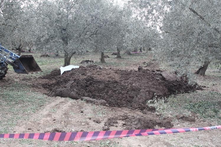 Bursa’da hayvan gübresinin içinde kadın cesedi bulundu