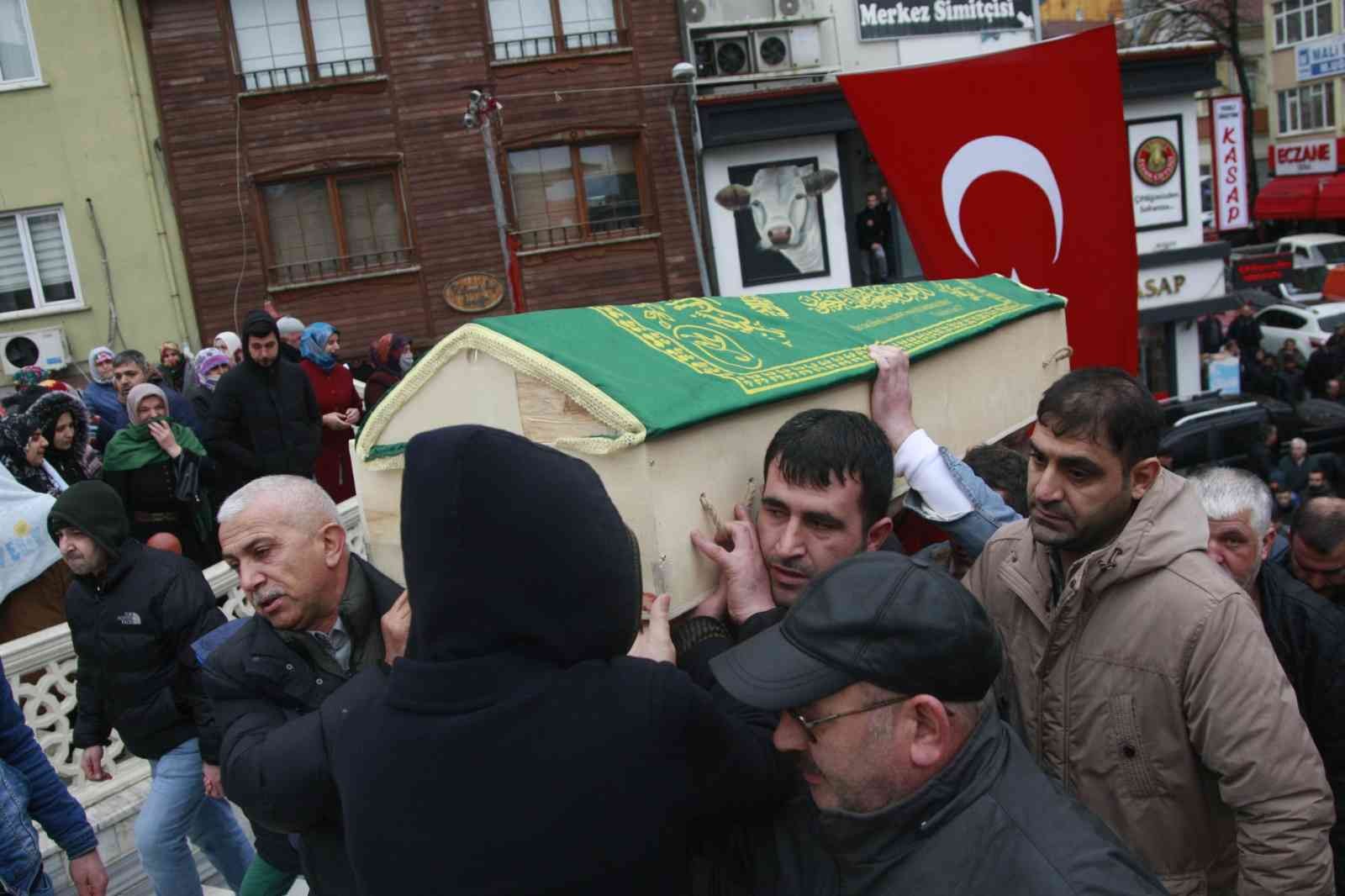 Cinayete kurban giden 4 kişi son yolculuklarına uğurlandı