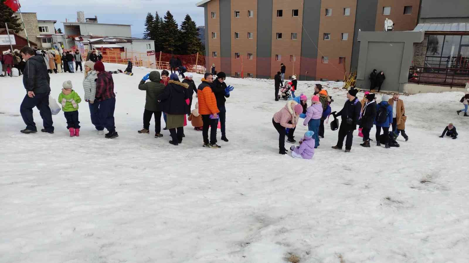 Uludağ’da hafta sonu yoğunluğu