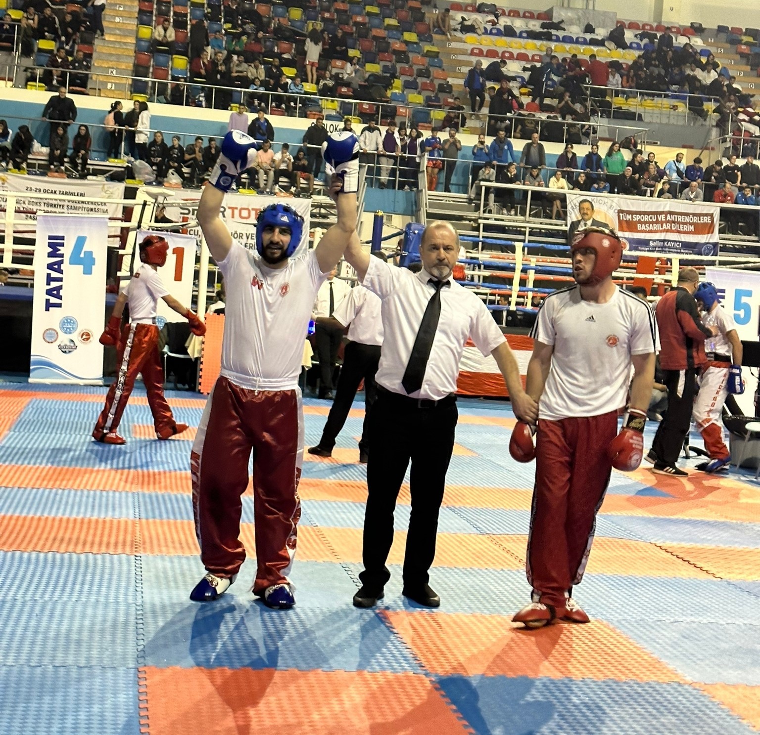 Türkiye Kick Boks Turnuvası’nda Yıldırım rüzgarı