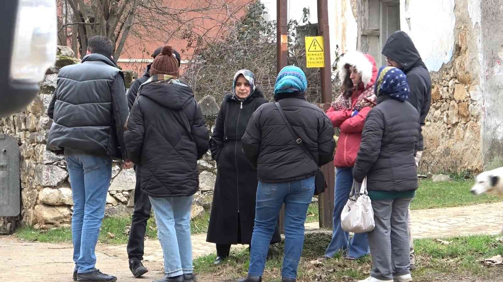 Fotoğraf çekmek isterken hayatını kaybeden genç kadın toprağa verildi