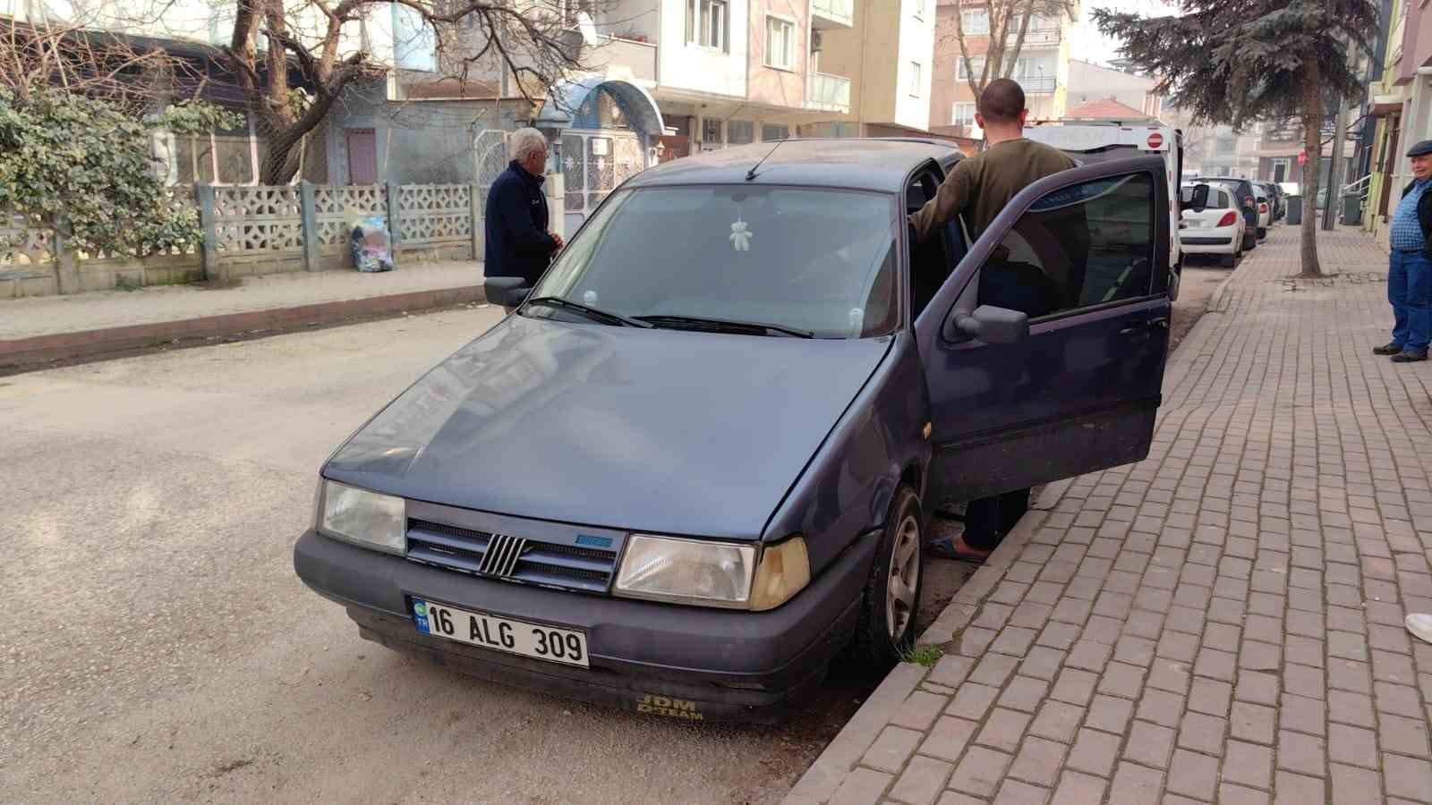 Araç çalıp ilçe ilçe gezen 3 şüpheli kıskıvrak yakalandı; suç makinesi çıktılar