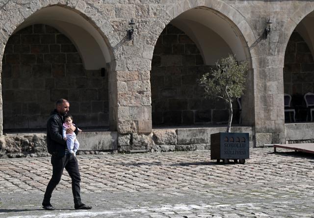 Mimar Sinan'ın 449 yıllık eseri, depremzedelere sıcak yuva oldu