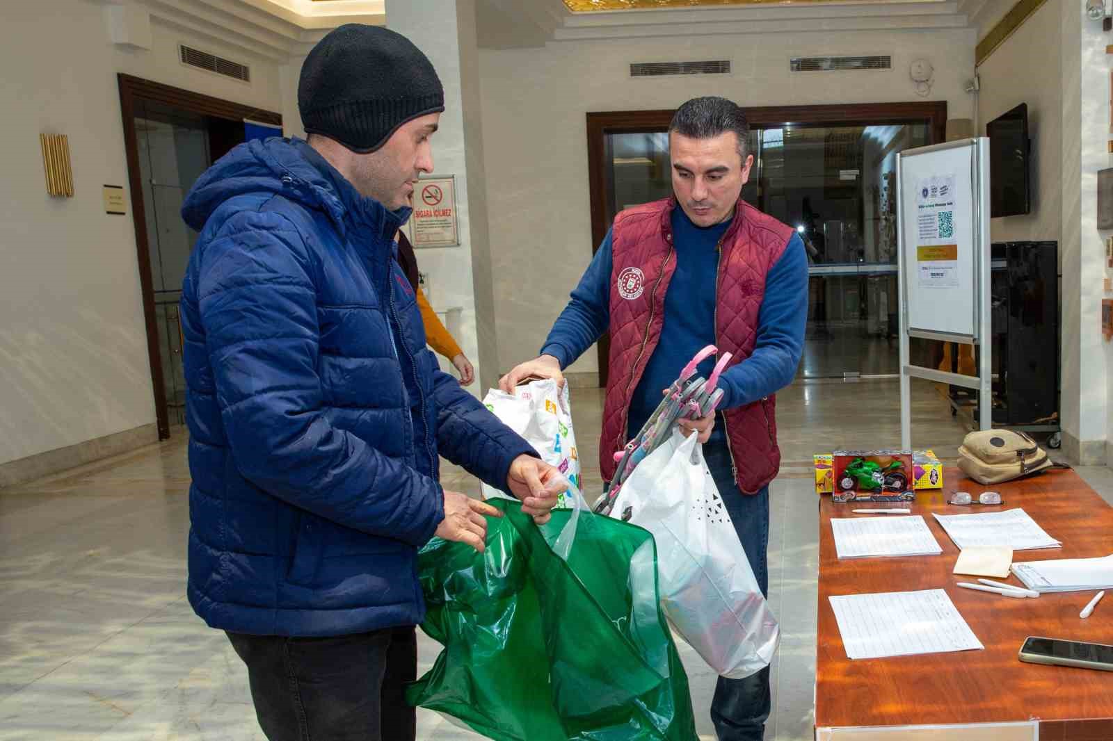 Bursa’da minik yüreklerin örnek dayanışması