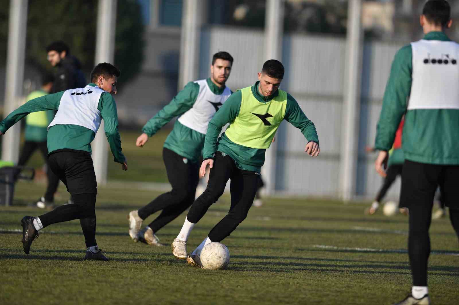 Bursaspor çift kale maç yaptı