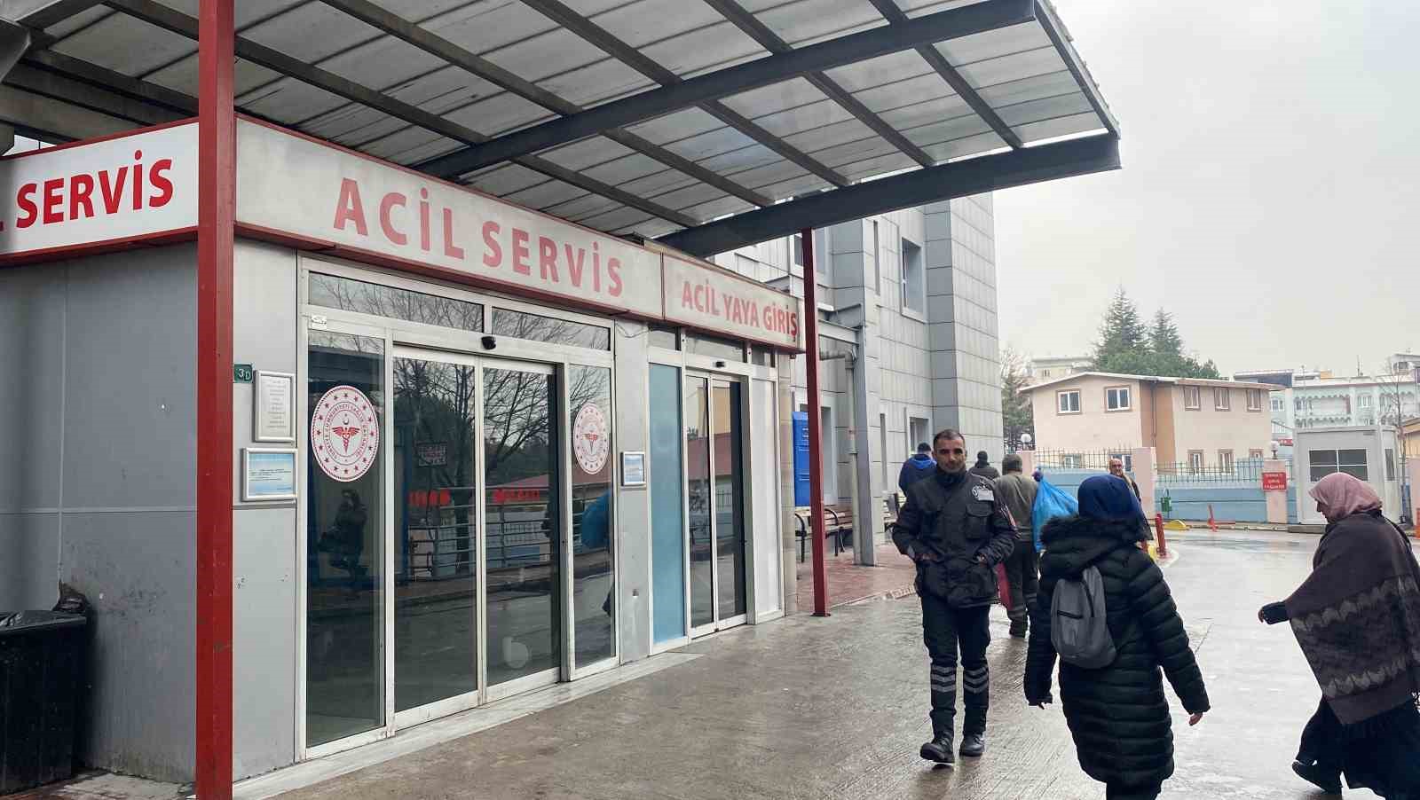 Bursa’da boşanma aşamasındaki eşini 5 kurşunla vurarak ağır yaraladı