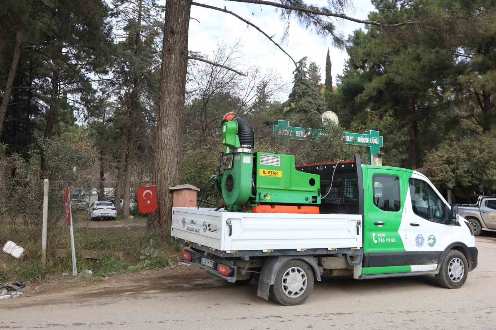 Bursa ekibi Hatay’da uçkunla mücadeleye başladı