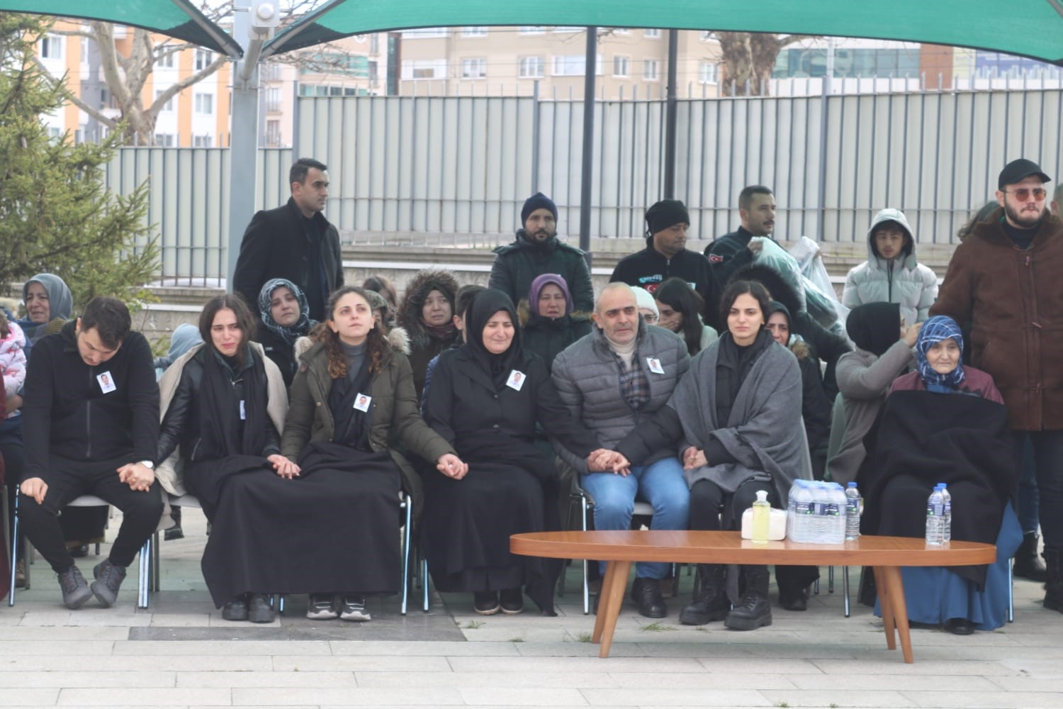 Depremde hayatını kaybeden polis memuru son yolculuğuna uğurlandı