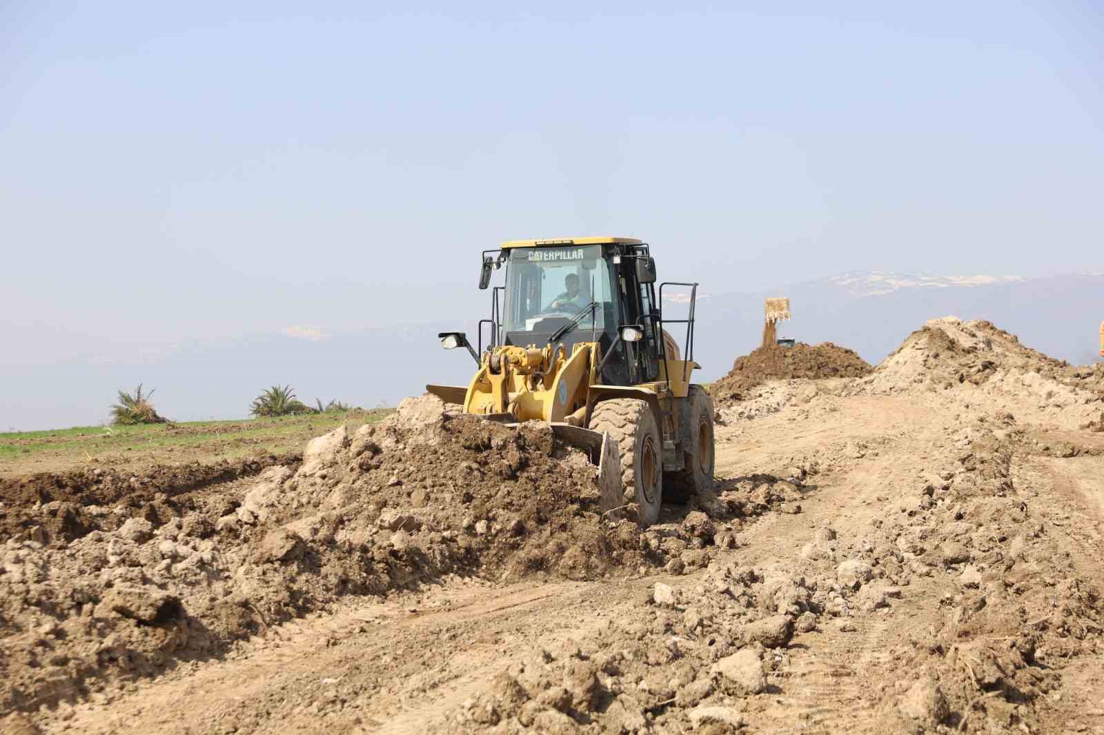 Deprem bölgesinde yerel yönetimler arasında örnek dayanışma