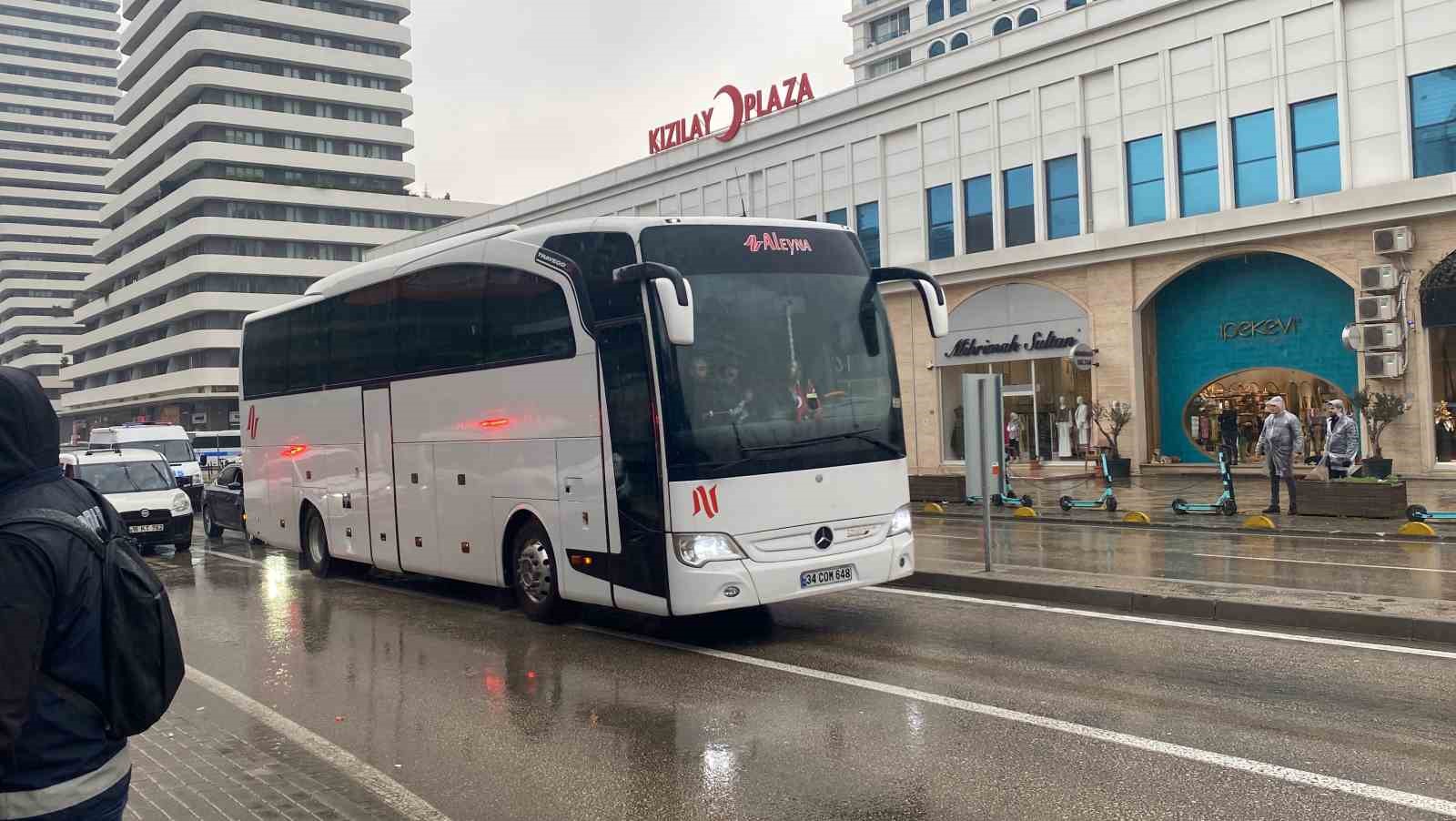 Bursa polisi maç öncesi olaylara izin vermedi