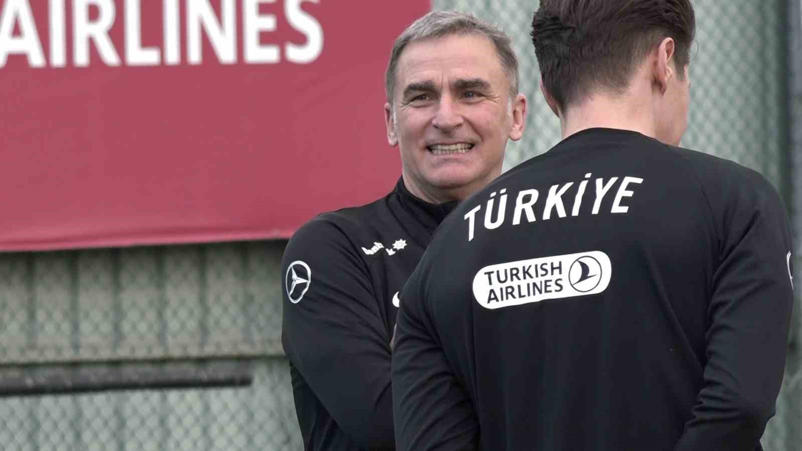 A Milli Futbol Takımı, Hırvatistan maçının hazırlıklarını Bursa’da sürdürdü