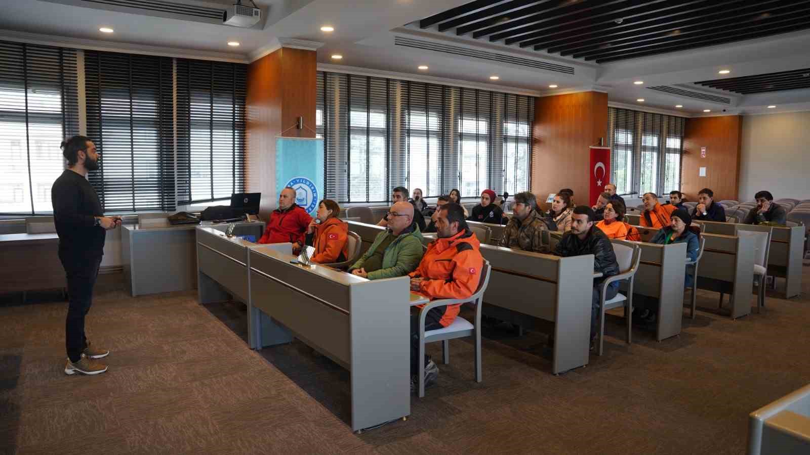 Yıldırım’da deprem ve afet yönetimi semineri