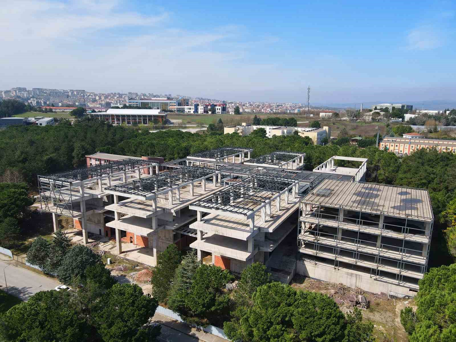 BUÜ Kampüsü’ndeki inşaatlar aralıksız devam ediyor