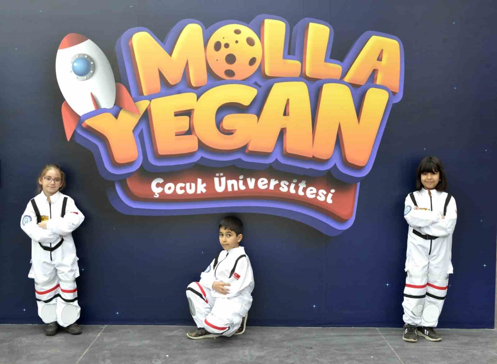 Molla Yegan Çocuk Üniversitesi’nde ders zili çaldı