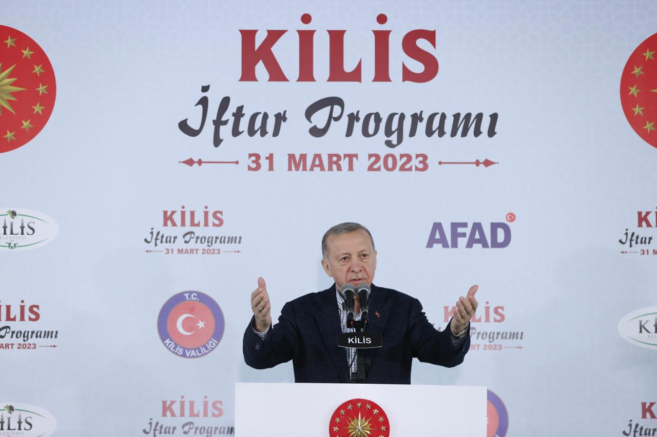 Başkan Erdoğan: Türkiye'yi kumar masasının kaprislerine terk edemeyiz