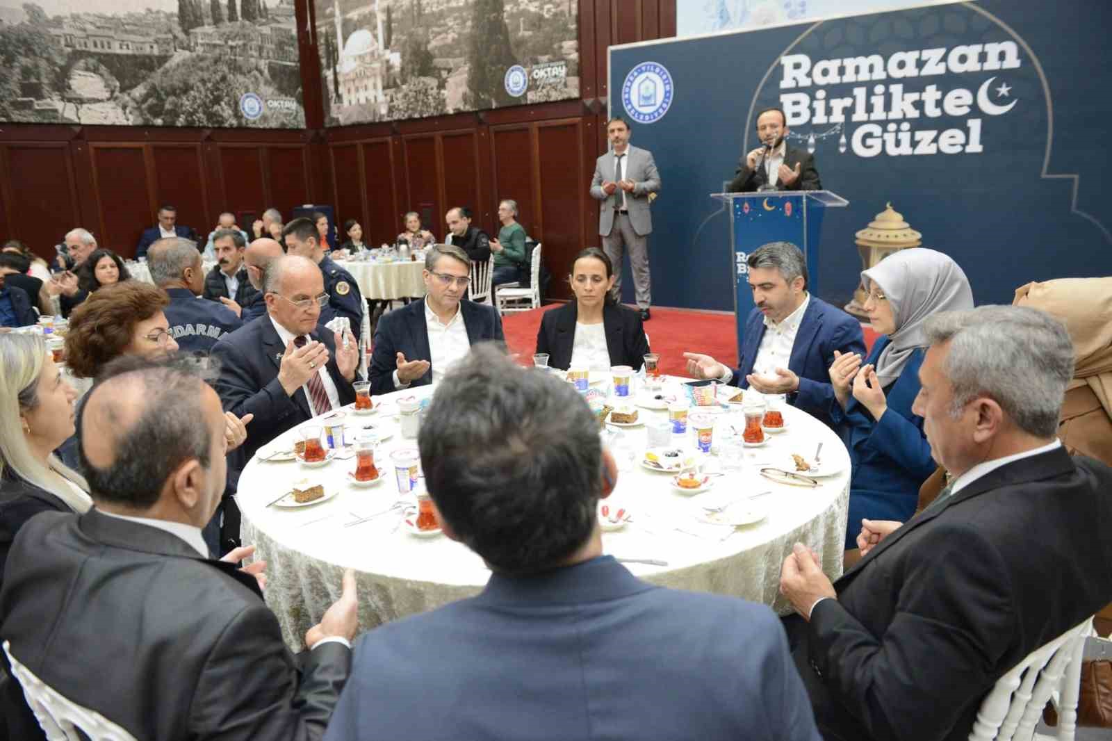 Başkan Yılmaz şehit aileleri ve gazilerle iftarda buluştu