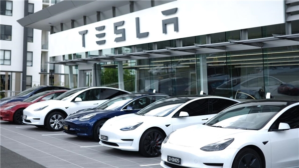 TOGG'a rakip geliyor! Tesla, Türkiye'ye geliş tarihi için 4 Nisan'ı işaret etti