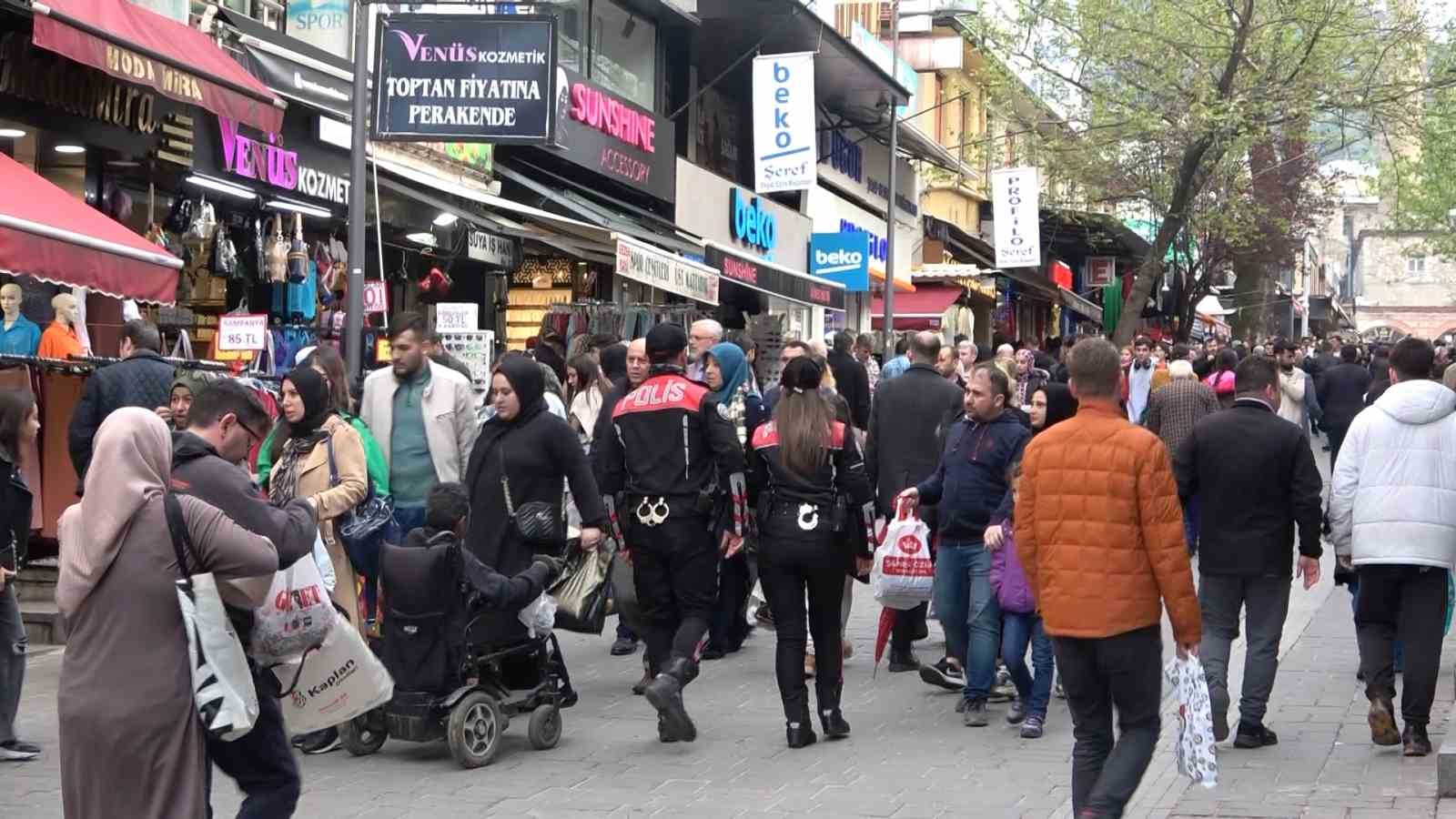 Yunuslar bayram öncesi kuş uçurtmadı