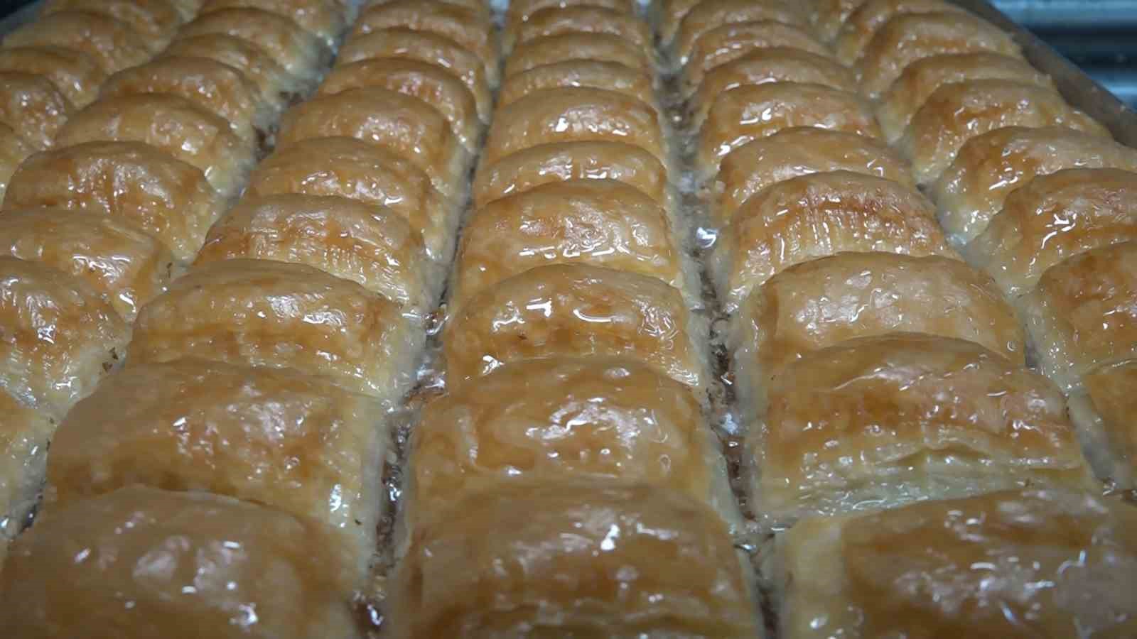 Bayram öncesi baklava alırken oyuna gelmeyin