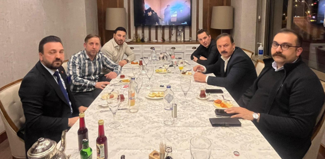 İYİ Parti'den istifa eden Yavuz Ağıralioğlu, Erbakan'ın danışmanı Davut Güloğlu ile iftar yaptı