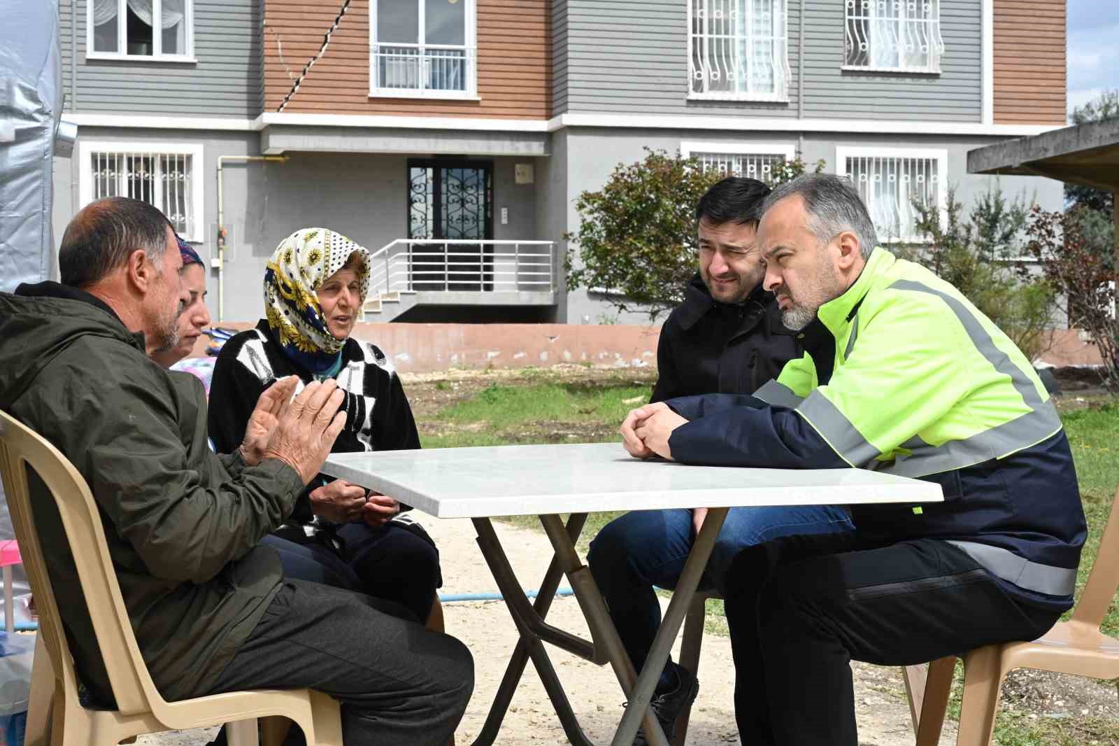 Hataylı afetzedelere Bursa morali