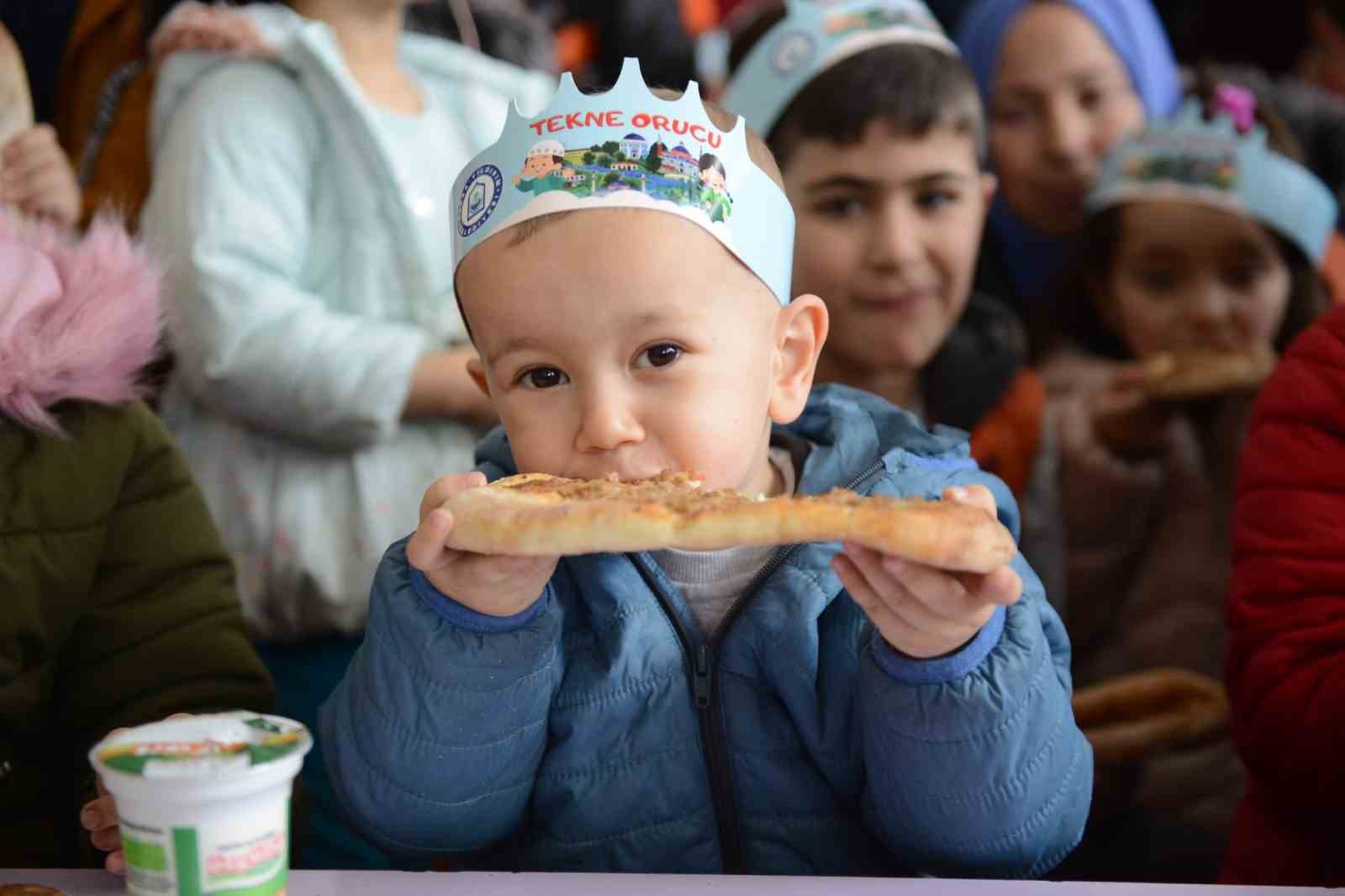 Yıldırım’da çocuklar için iftar vakti