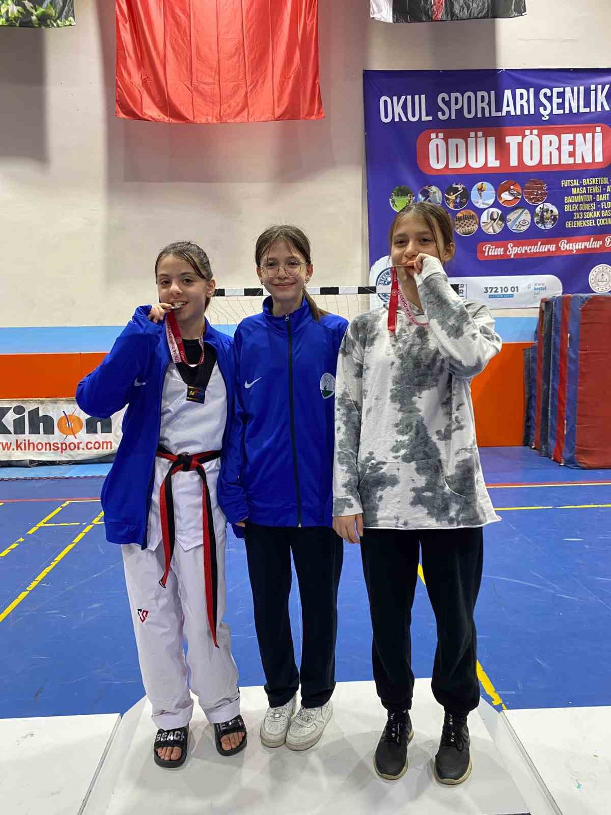 Osmangazili sporculardan çifte bayram