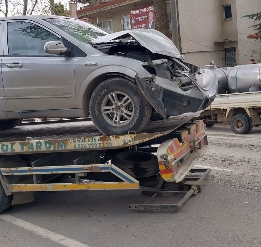 Bursa’da feci kaza: 1 ölü, 1 yaralı