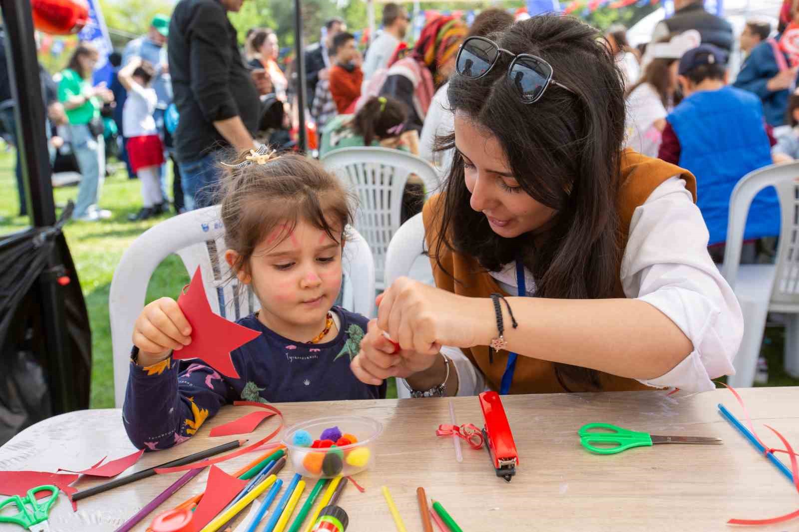 Bursa Çocuk Şenliği’nde çifte bayram coşkusu