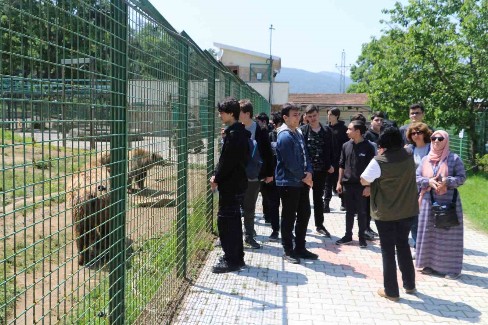 Bursa’da lise öğrencileri 22 Mayıs Uluslararası Biyolojik Çeşitlilik Gününe dikkat çetki