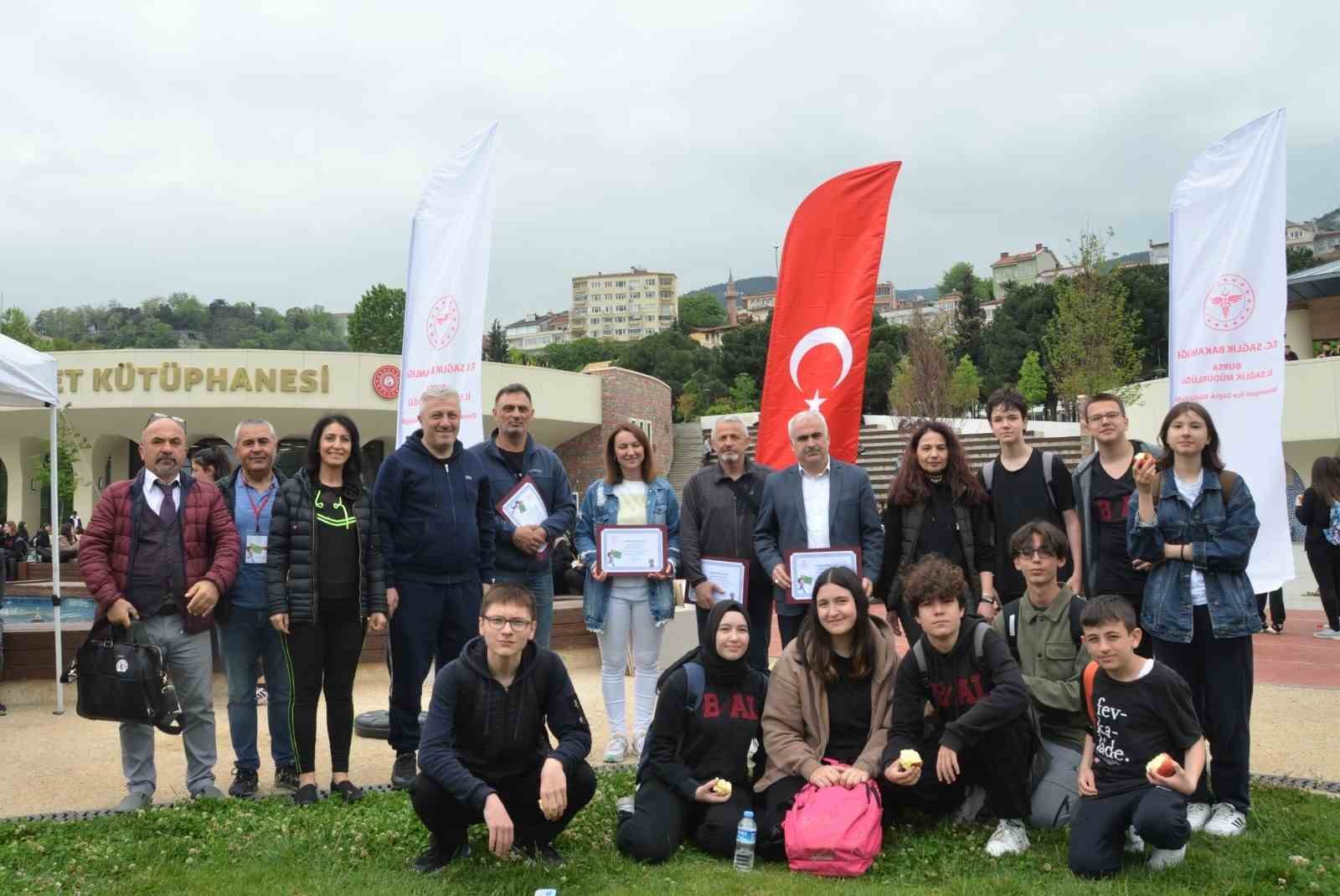 Bursa İl Sağlık Müdürlüğü’nden yürüyüş etkinliği