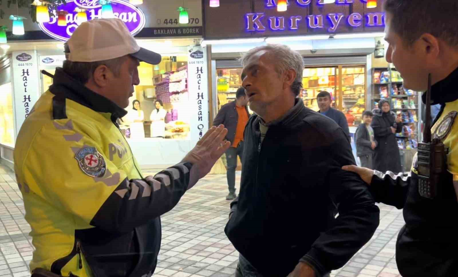 Polis traktör sürücüsüne 19 bin 835 lira ceza kesti