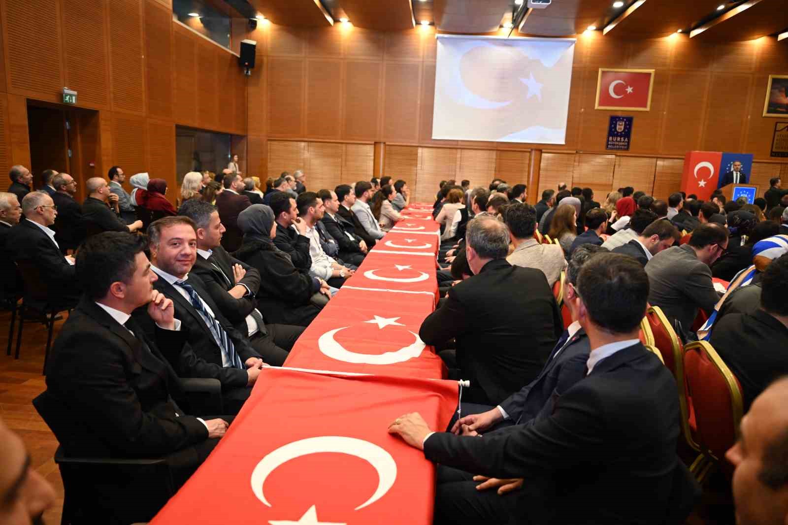 Bursa Büyükşehir’de hizmet kadrosunun yeni neferleri yemin etti