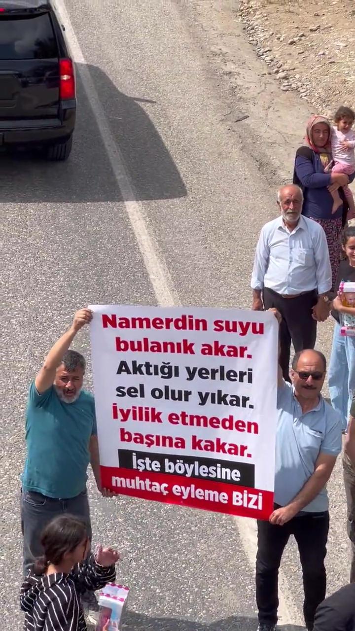 Depremzedelerden 'yardım' tepkisi: CHP'liyseniz almayacağım!