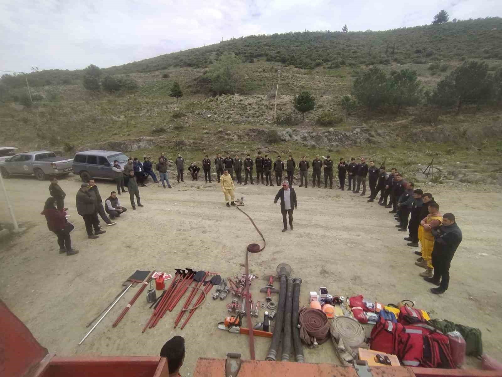 Orman çalışanları yangın söndürme eğitimlerini tamamladı