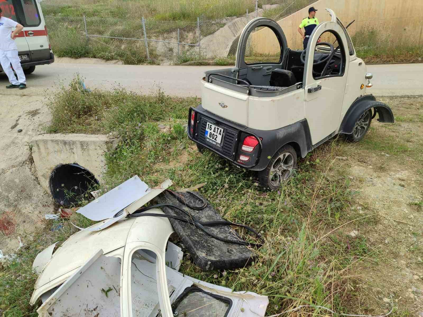 Bursa’da elektrikli bisiklet su kanalına uçtu: 3 yaralı