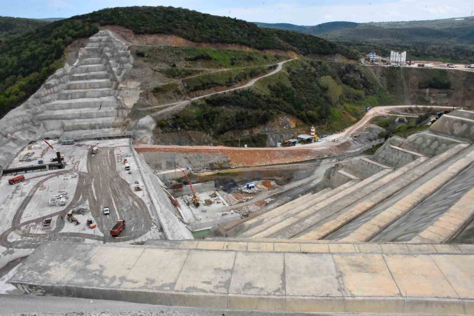 Karacabeylilerin 50 yıllık rüyası Gölecik Barajında çalışmalar sürüyor